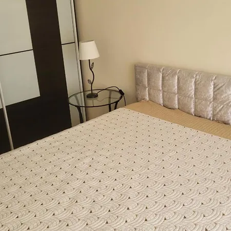 делукс -тюркоазен релакс Apartament Pomorie