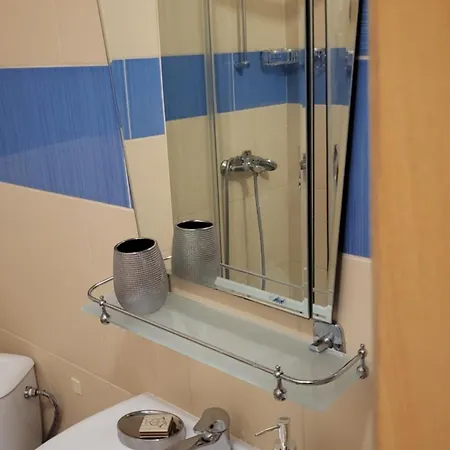 делукс -тюркоазен релакс Apartament Pomorie