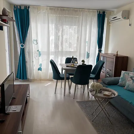 делукс -тюркоазен релакс Apartament Pomorie